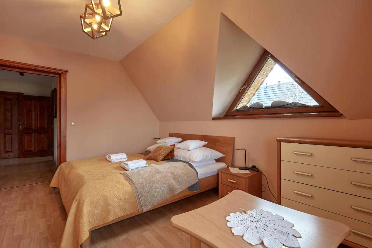 Apartment 1010 M Zab