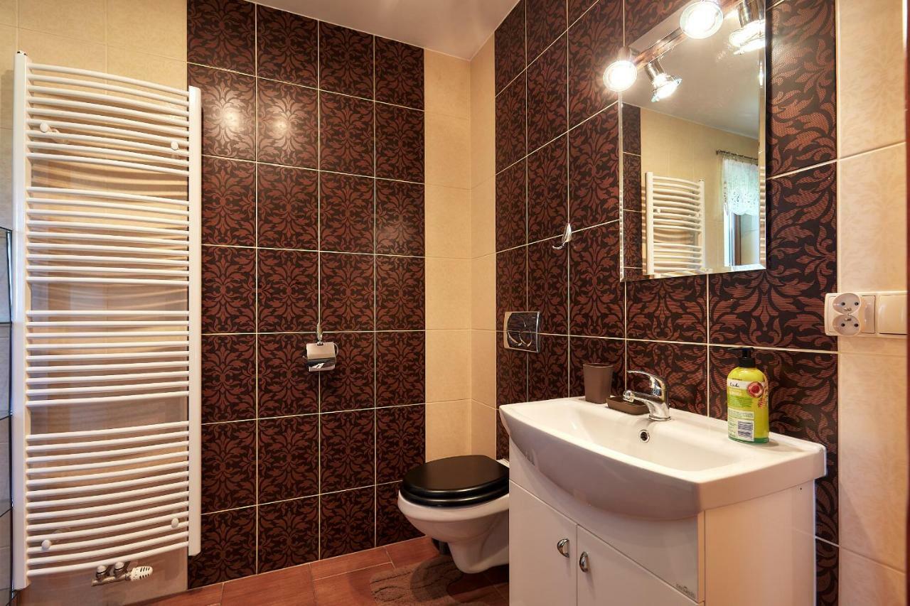 Apartment 1010 M Zab